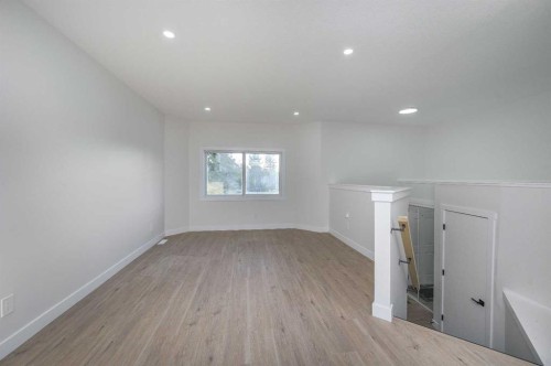 4249 Catalina Boulevard Ne, Calgary, AB - Indoor Photo Showing Other Room
