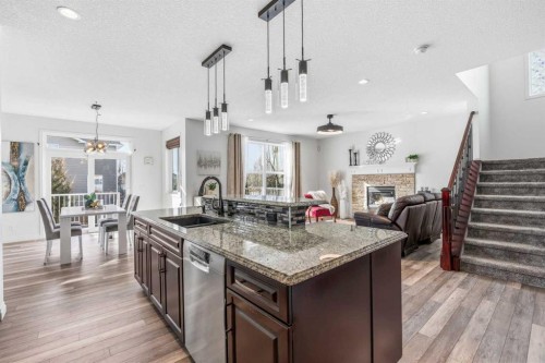 30 Ranchers Crescent, Okotoks, AB - Indoor Photo Showing Kitchen With Upgraded Kitchen