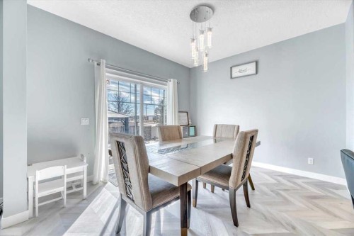260 Ranch Close, Strathmore, AB - Indoor Photo Showing Dining Room
