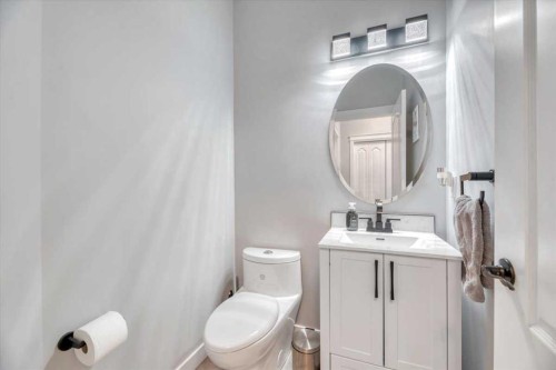 260 Ranch Close, Strathmore, AB - Indoor Photo Showing Bathroom