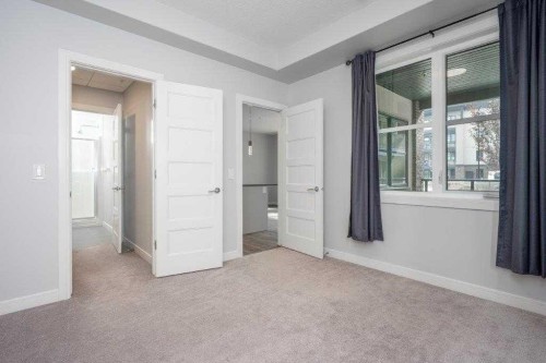 3103-80 Greenbriar Place Nw, Calgary, AB - Indoor