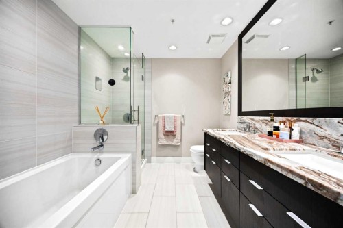 574 Riverfront Lane Se, Calgary, AB - Indoor Photo Showing Bathroom