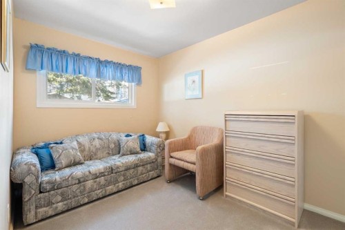 59 Hogarth Crescent Sw, Calgary, AB - Indoor