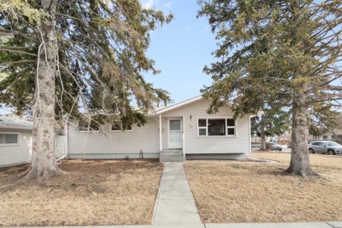 59 Hogarth Crescent Sw, Calgary, AB - Outdoor