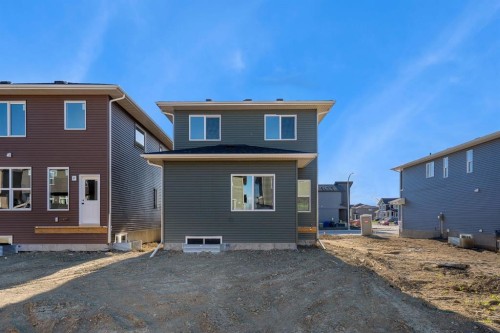 11 Fireside Common, Cochrane, AB - Outdoor