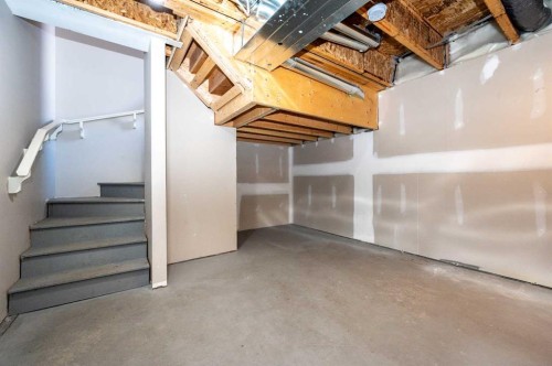 57 Aspen Hills Common Sw, Calgary, AB - Indoor