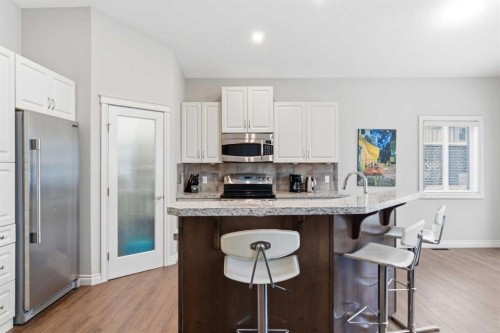 1151 Westmount Drive, Strathmore, AB - Indoor Photo Showing Kitchen