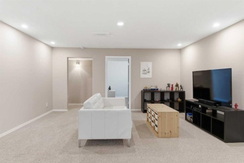 1151 Westmount Drive, Strathmore, AB - Indoor