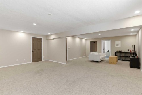 1151 Westmount Drive, Strathmore, AB - Indoor
