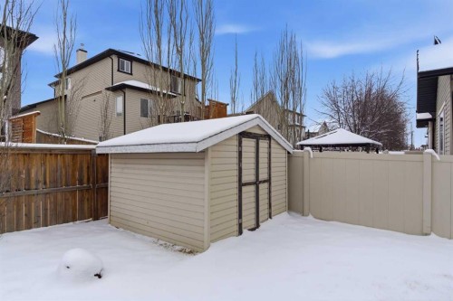 1151 Westmount Drive, Strathmore, AB - Outdoor With Exterior