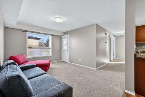 302-8 Bayside Place, Strathmore, AB - Indoor