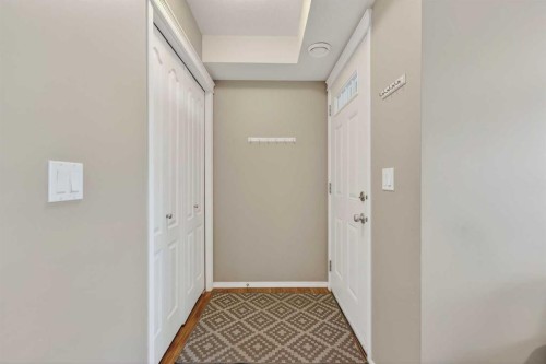 302-8 Bayside Place, Strathmore, AB - Indoor Photo Showing Other Room