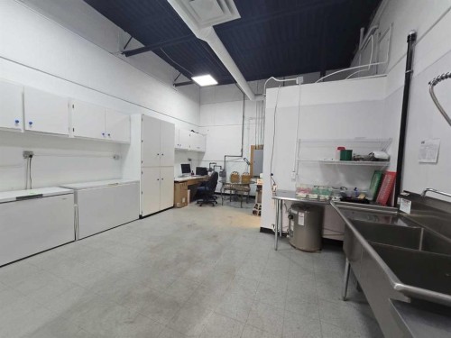 3132 26 Street Ne, Calgary, AB 