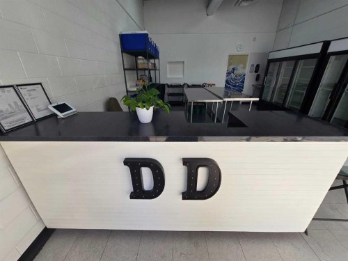 3132 26 Street Ne, Calgary, AB 