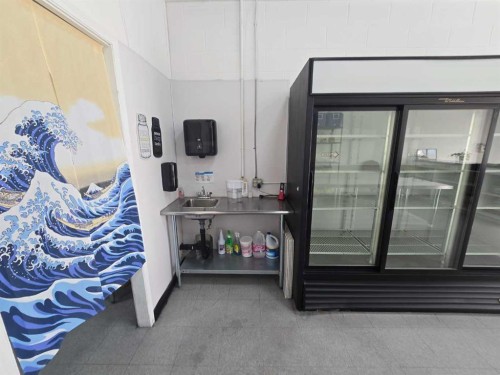 3132 26 Street Ne, Calgary, AB 