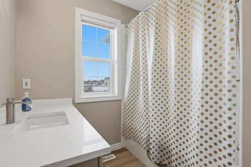 235 Coville Close Ne, Calgary, AB - Indoor Photo Showing Bathroom