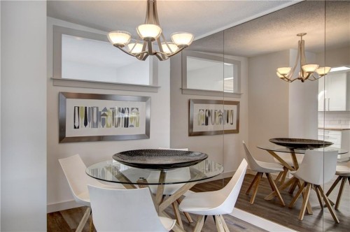 10212 7 Street Sw, Calgary, AB - Indoor Photo Showing Dining Room
