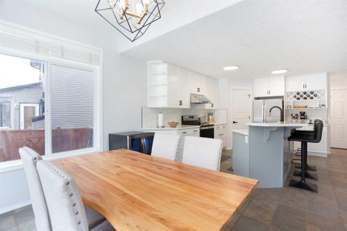 54 Springborough Point Sw, Calgary, AB - Indoor