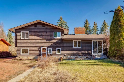 7223 Bow Crescent Nw, Calgary, AB - Outdoor