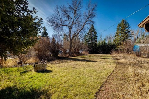 7223 Bow Crescent Nw, Calgary, AB - Outdoor With View