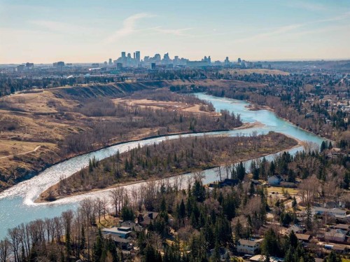 7223 Bow Crescent Nw, Calgary, AB - Outdoor With View