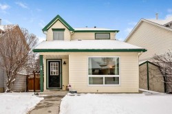 40 Woodglen Grove SW Calgary, AB T2J 3A1
