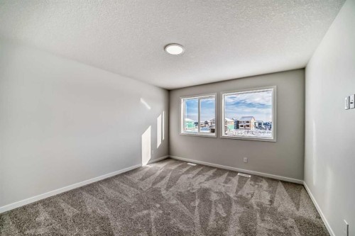 374 Corner Glen Way Ne, Calgary, AB - Indoor Photo Showing Other Room