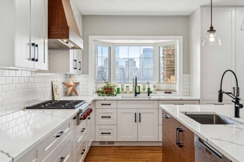 228 Crescent Road Nw, Calgary, AB - Indoor Photo Showing Kitchen With Upgraded Kitchen