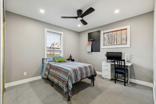 228 Crescent Road Nw, Calgary, AB - Indoor Photo Showing Bedroom