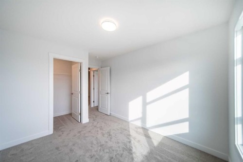 73 Royston Grove Nw, Calgary, AB - Indoor Photo Showing Other Room