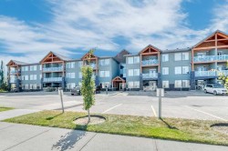 102-1005B Westmount Drive  Strathmore, AB T1P 0C3