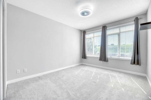 102-1005B Westmount Drive, Strathmore, AB - Indoor Photo Showing Other Room