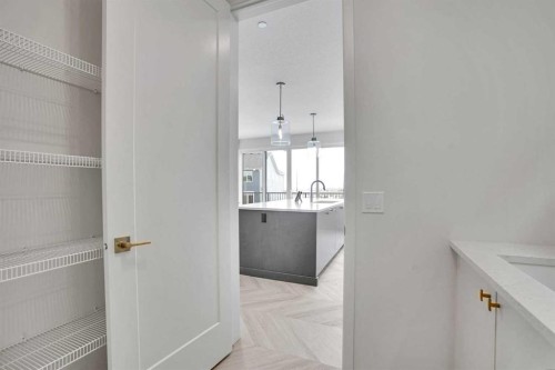 195 Lucas Common Nw, Calgary, AB - Indoor