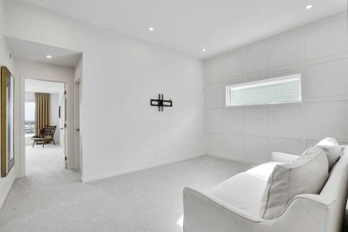 195 Lucas Common Nw, Calgary, AB - Indoor Photo Showing Other Room