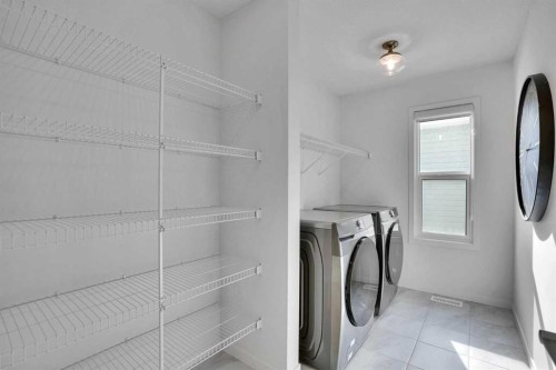 195 Lucas Common Nw, Calgary, AB - Indoor