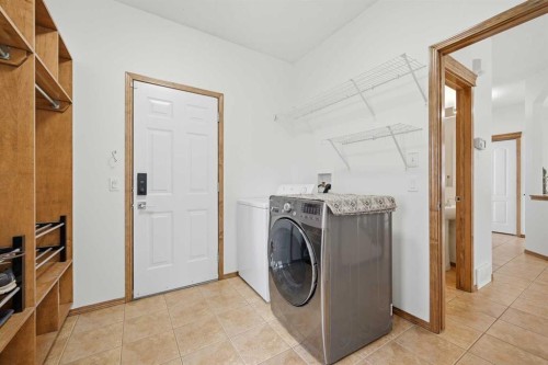 125 Panamount Heath Nw, Calgary, AB - Indoor Photo Showing Laundry Room