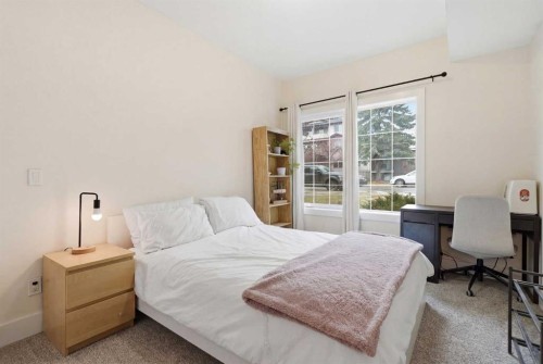 103-201 20 Avenue Ne, Calgary, AB - Indoor Photo Showing Bedroom