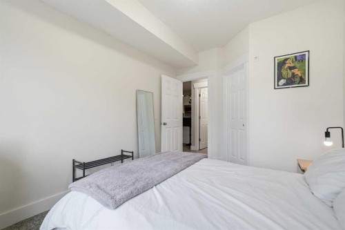 103-201 20 Avenue Ne, Calgary, AB - Indoor Photo Showing Bedroom