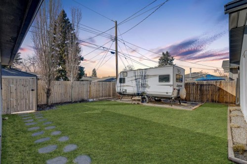 11 Foley Road Se, Calgary, AB - Outdoor