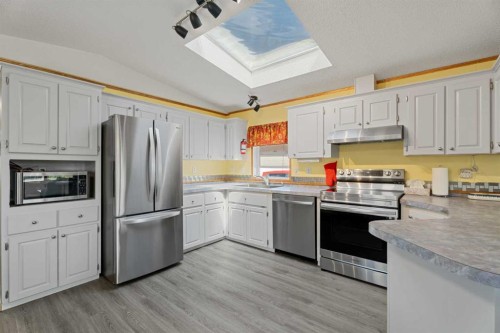 22 Doubletree Way, Strathmore, AB 