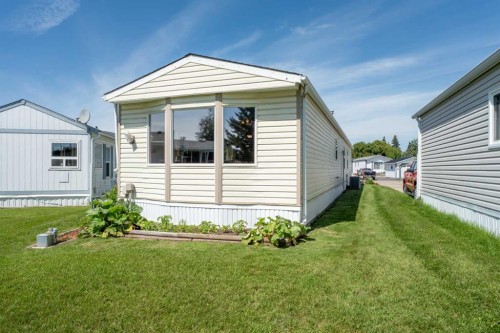 22 Doubletree Way, Strathmore, AB 