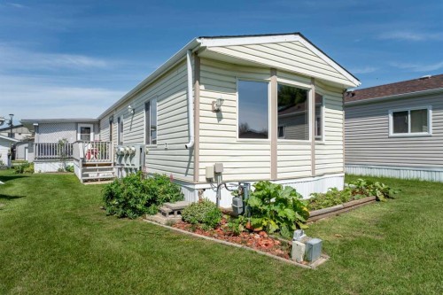 22 Doubletree Way, Strathmore, AB 