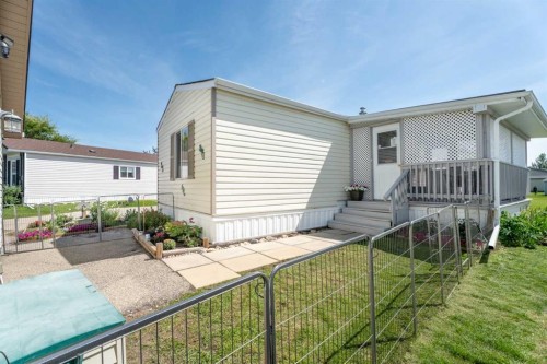 22 Doubletree Way, Strathmore, AB 