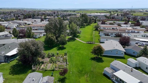 22 Doubletree Way, Strathmore, AB 