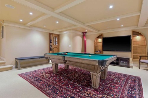 2210 12 Street Sw, Calgary, AB - Indoor Photo Showing Other Room