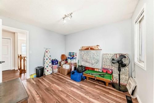 320 Sunmills Drive Se, Calgary, AB - Indoor Photo Showing Other Room
