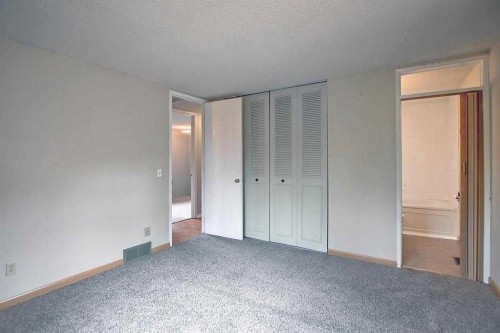 3 Berwick Crescent Nw, Calgary, AB 