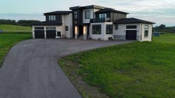 40075 299 Avenue EAST Rural Foothills County, AB T1S 4R2