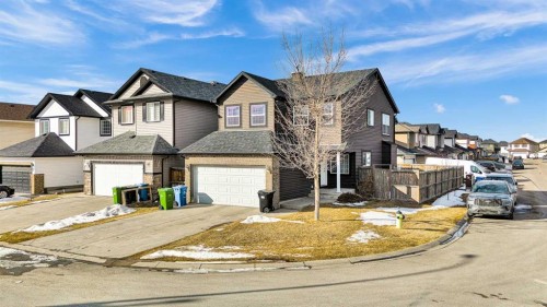 2 Saddleland Way Ne, Calgary, AB - Outdoor With Facade