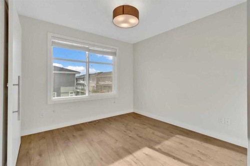 6323 128 Avenue Ne, Calgary, AB - Indoor Photo Showing Other Room